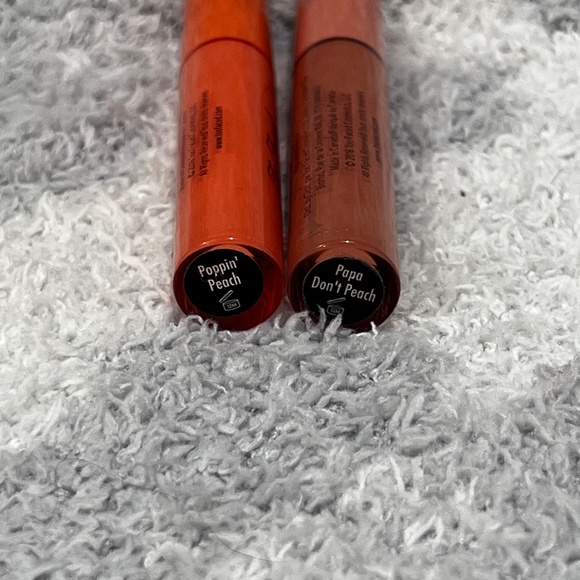 Too Faced Sweet Peach Creamy Peach Oil Lip Gloss - Picture 2 of 3